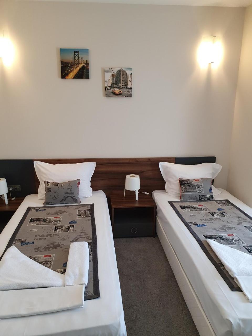Family Hotel Novel City Burgas Bilik gambar